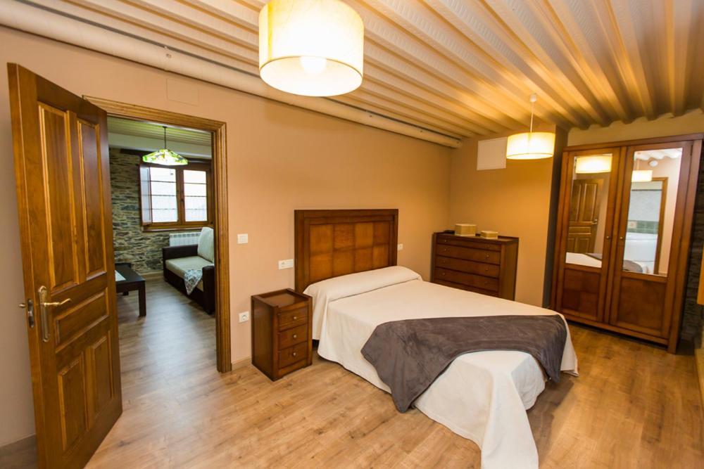 Apartamentos Casa Mateo Navia Kültér fotó