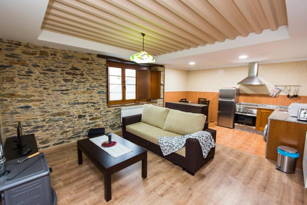 Apartamentos Casa Mateo Navia Kültér fotó